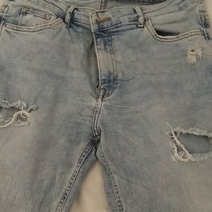 Ripped jeans